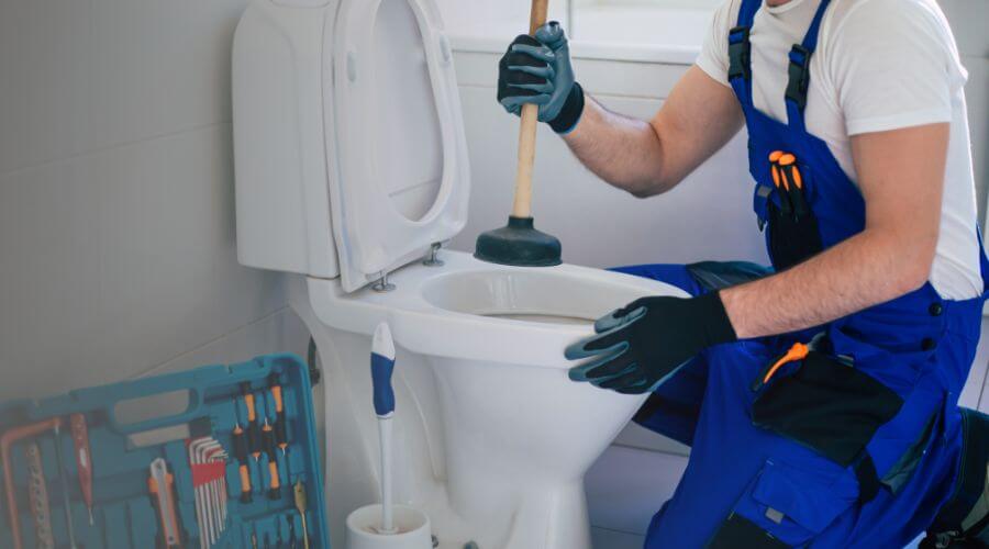 Professional emergency plumbing in East Templeton, MA